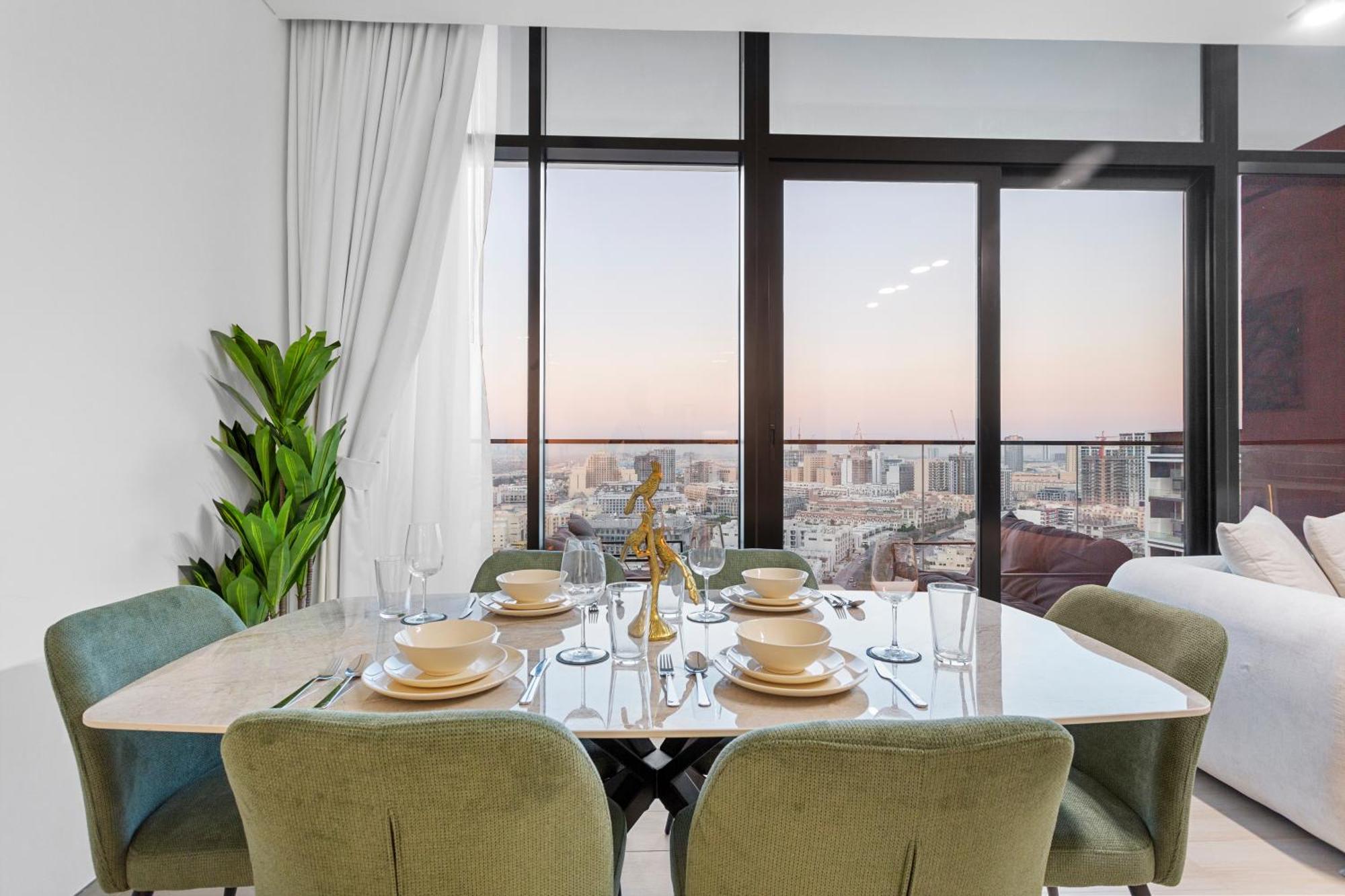 Spacious 2 Bedroom In Jvc With Pool & Gym Access Apartment *