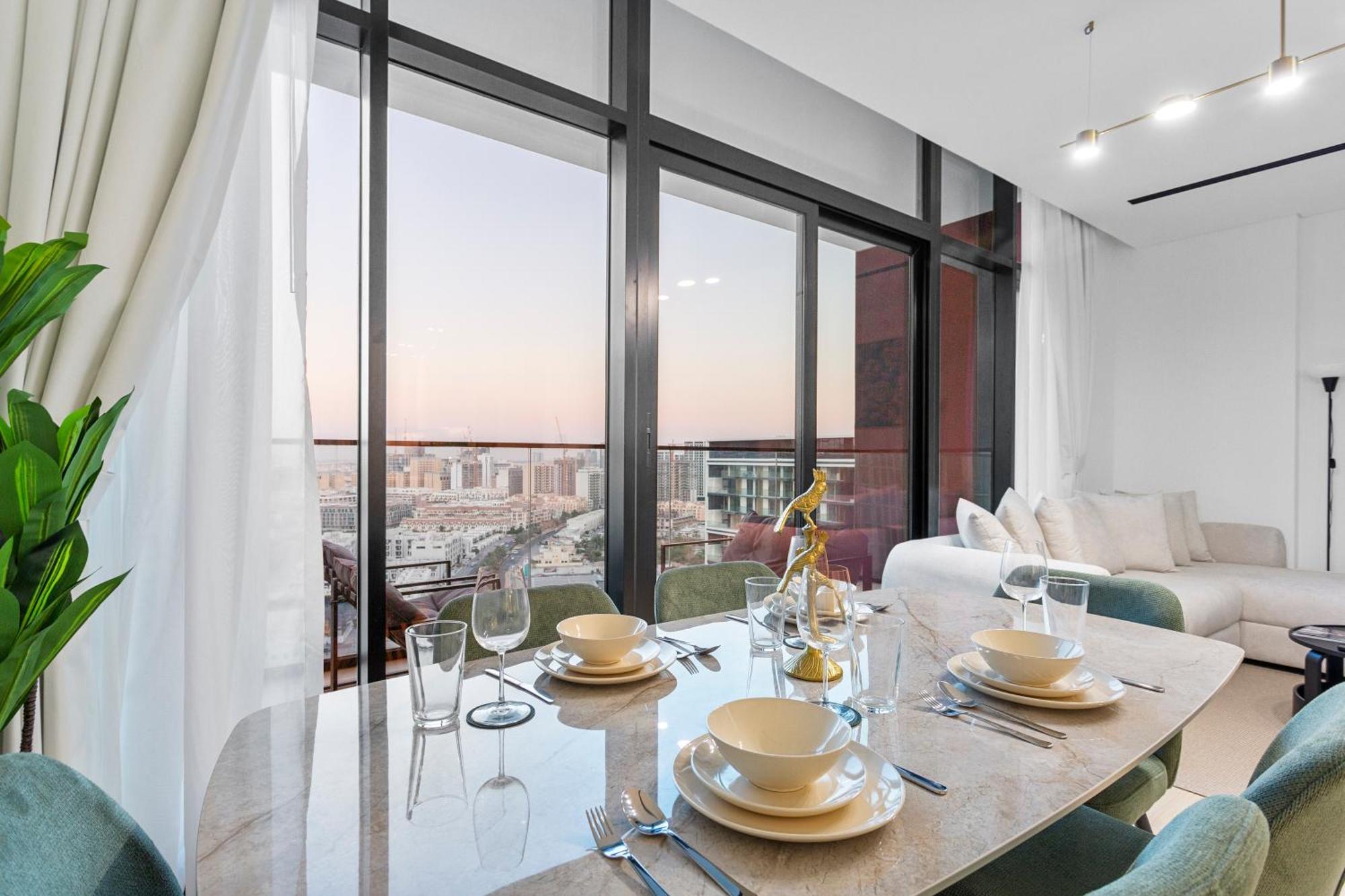 Spacious 2 Bedroom In Jvc With Pool & Gym Access Apartment