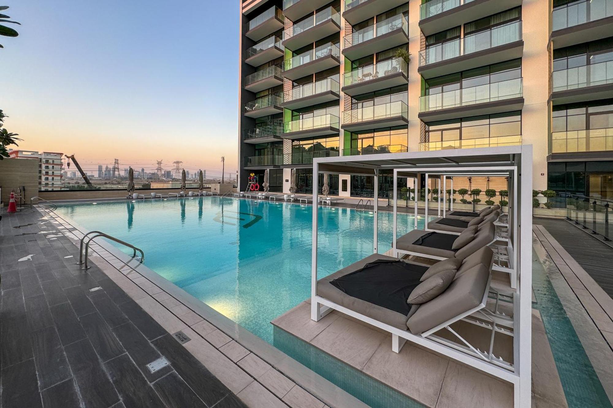 Spacious 2 Bedroom In Jvc With Pool & Gym Access Apartment