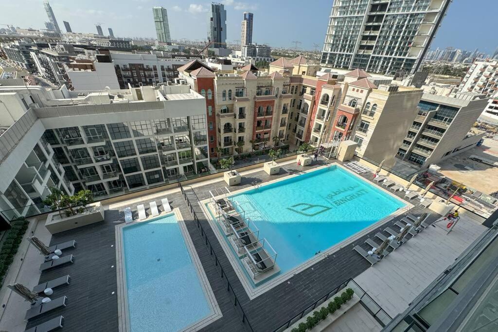 Apartment Spacious 2 Bedroom In Jvc With Pool & Gym Access *